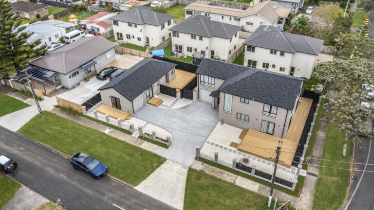 33A_33B_33C_Driver_Road__Ma__ngere_East__Auckland_2024_-_OUTSIDE_1